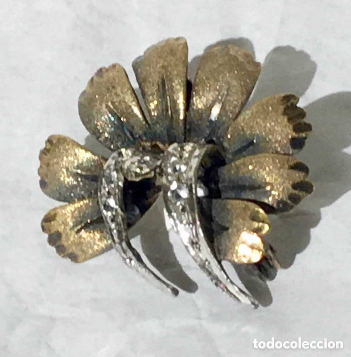 Joyeria: Broche. Plata Dorada y Marquesitas. - Foto 1