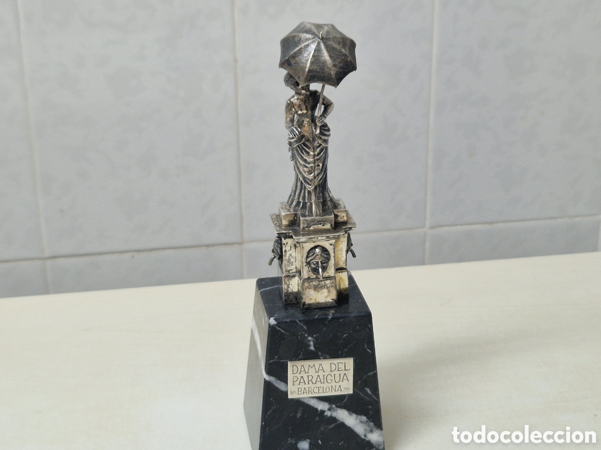 Joyeria: FIGURA DE MUJER CON PARAGUAS PLATA - Foto 2