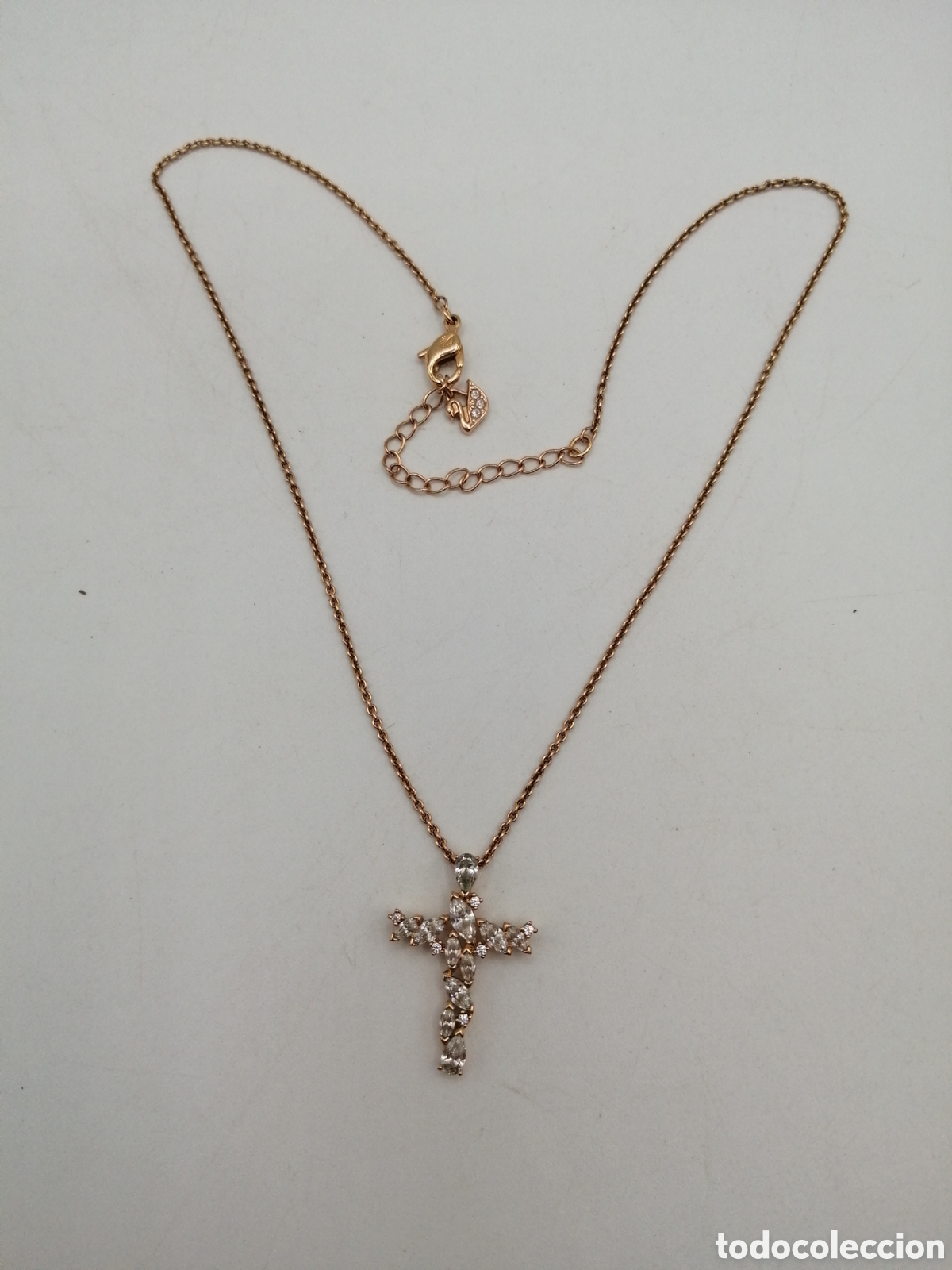 Joyeria: Swarovski. Cadena y colgante. Dorado - Foto 3