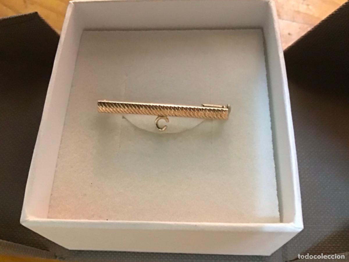 Joyeria: BROCHE PARA MEDALLA EN PLATA Y ORO - Foto 1