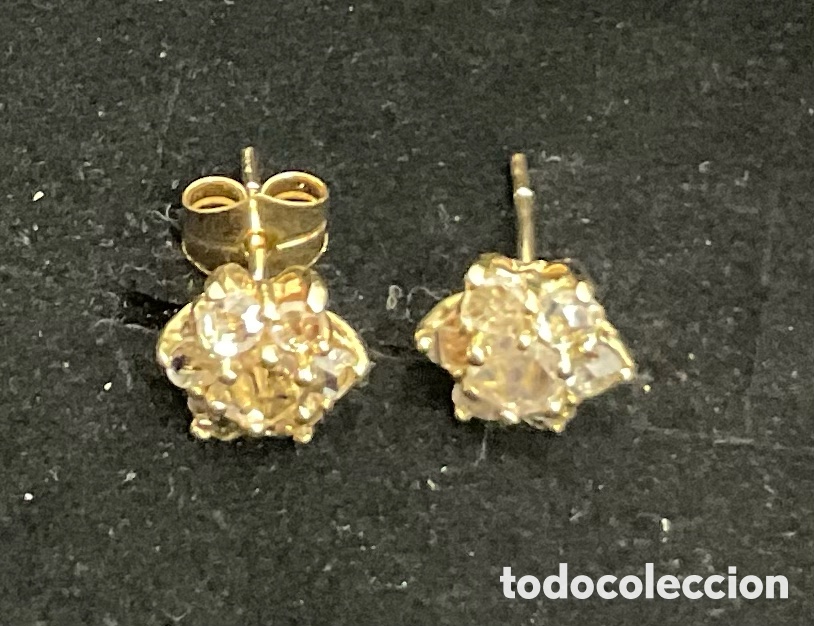 Joyeria: Pendientes de flor de oro amarillo y diamantes. - Foto 3