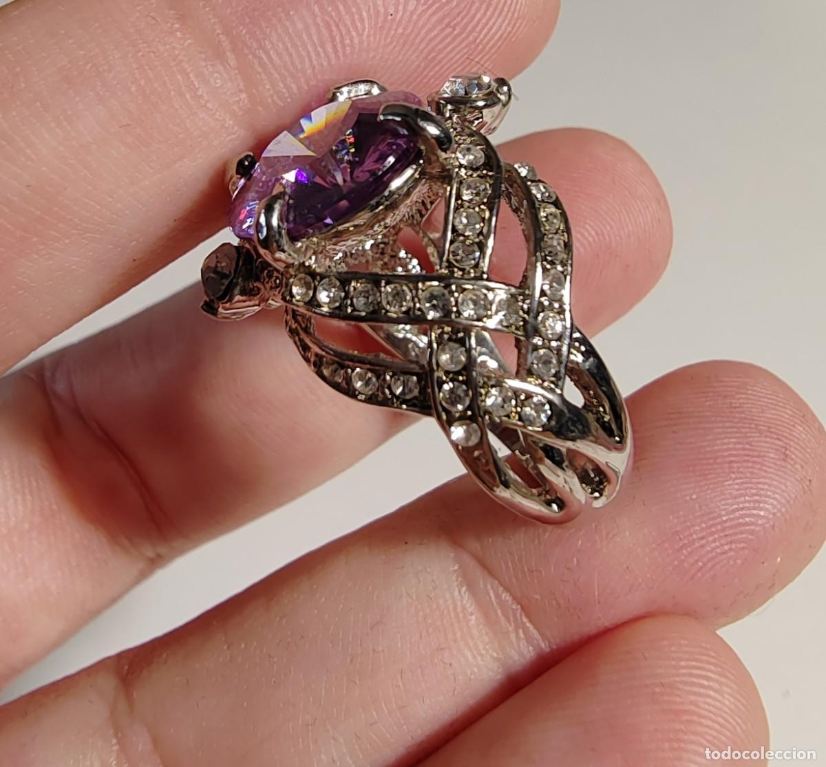 Joyeria: Anillo con Circonitas y Oro blanco de 10kt - Foto 6