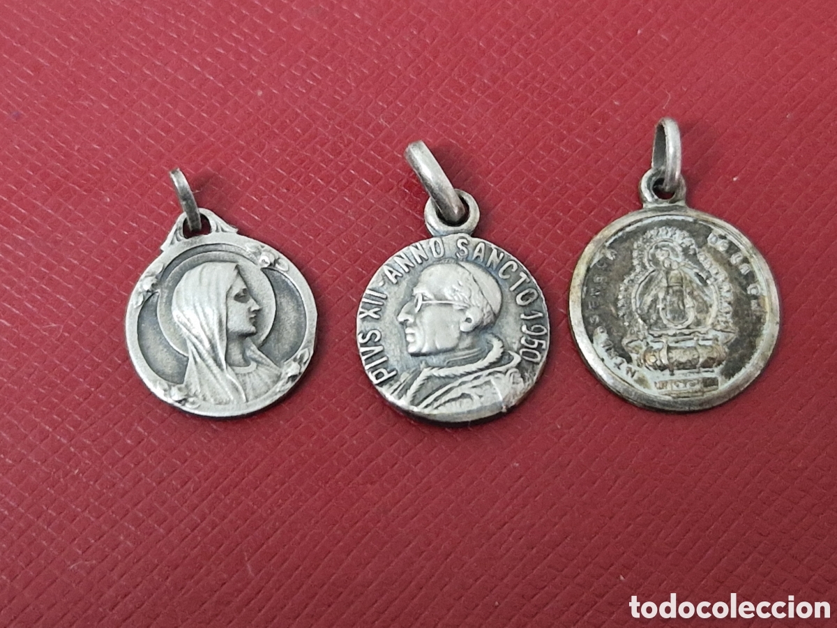 Joyeria: 3 MEDALLAS DE PLATA SANTOS - Foto 3