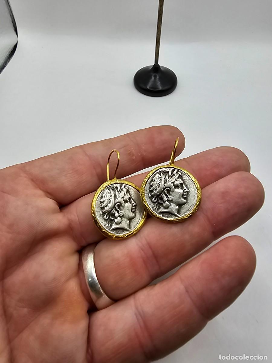 Joyeria: Pendientes con monedas r&eacute;plica dramas griegas - Foto 2