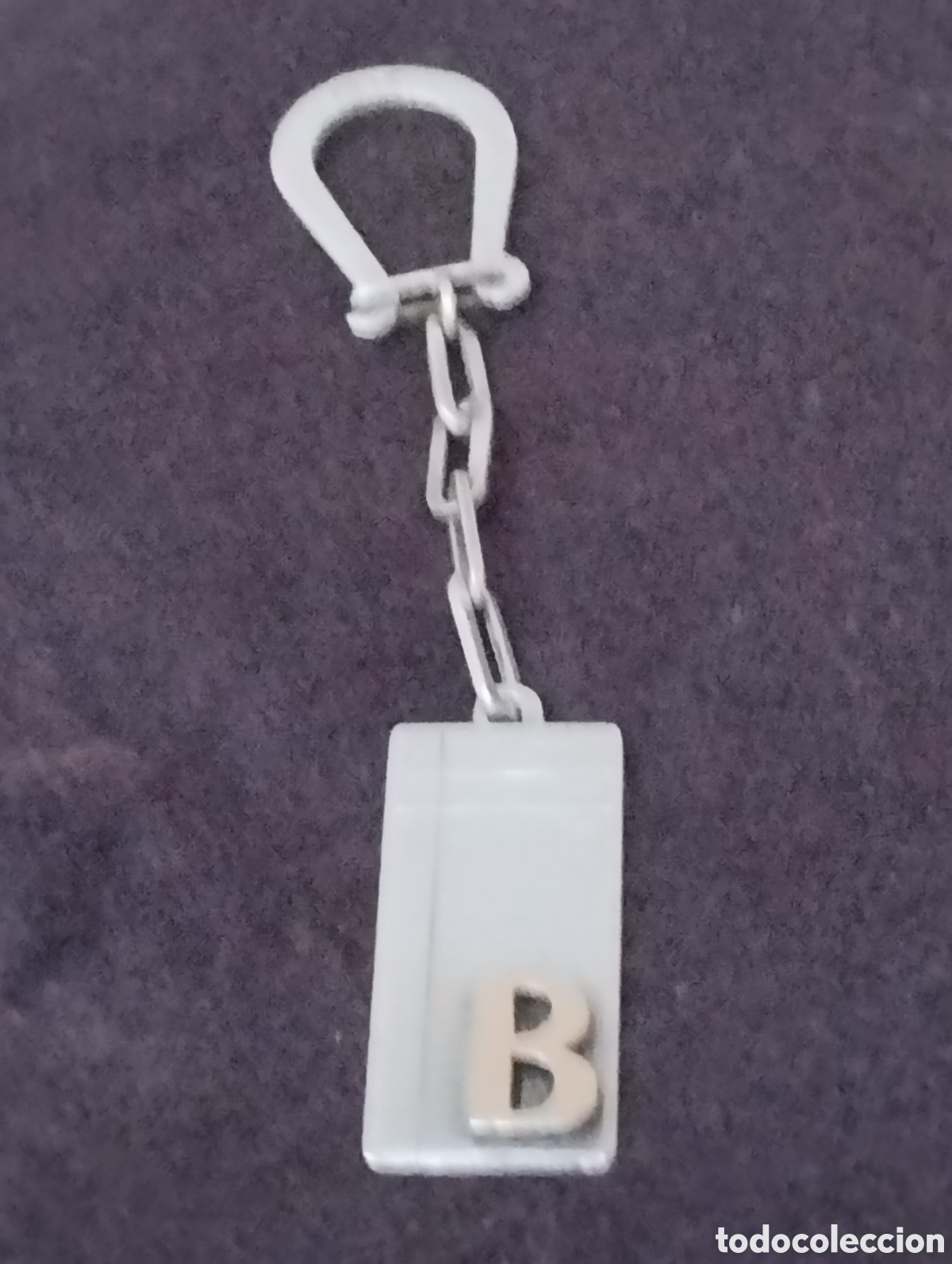 Joyeria: Llavero de plata con letra de oro - Foto 3
