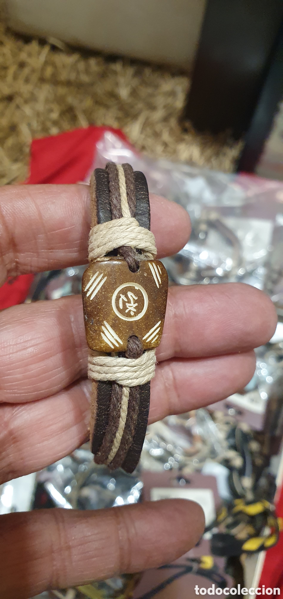 Joyeria: LOTE DE 150 PULSERAS DE CUERO - Foto 1