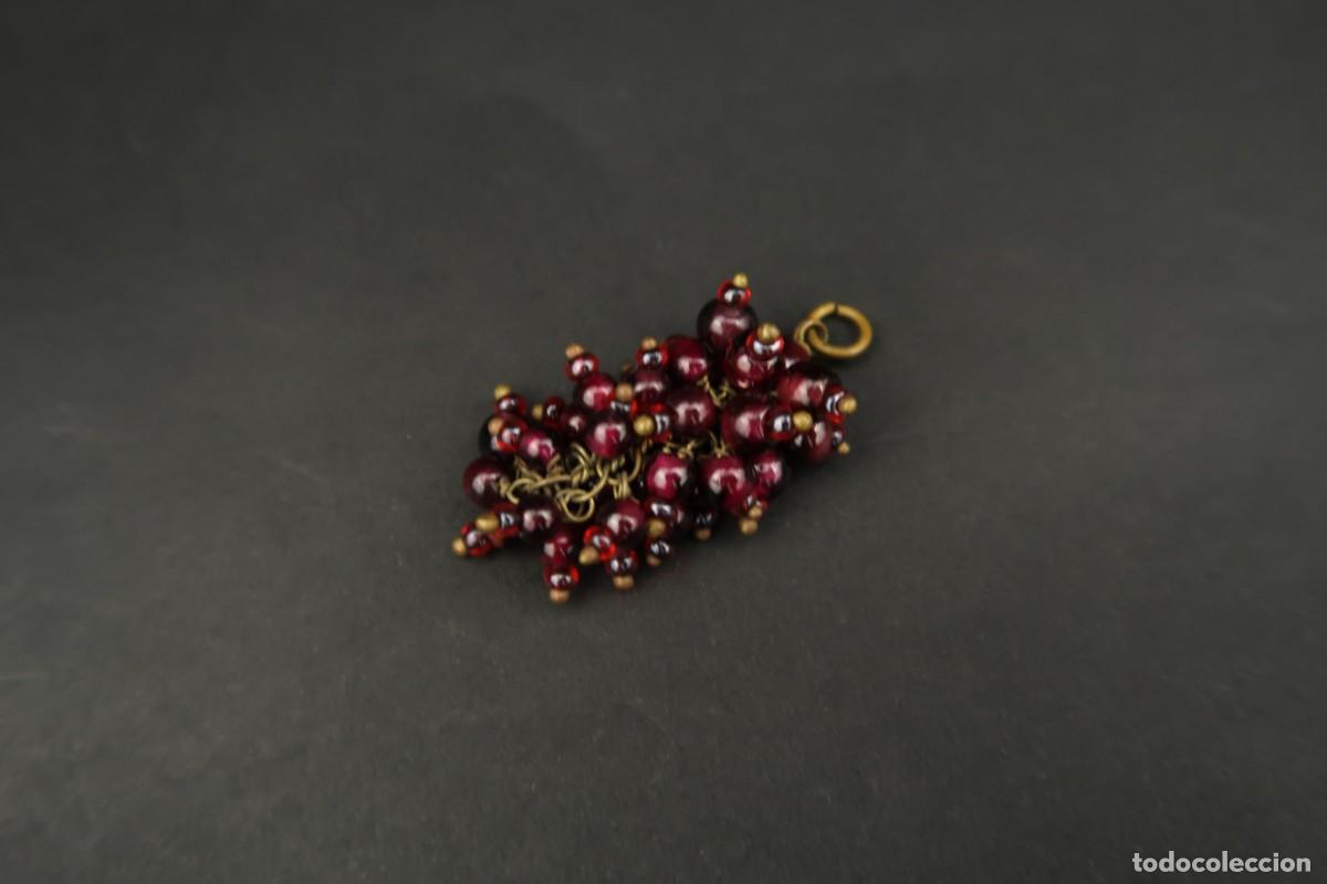 Joyeria: Antiguo Colgante de Metal - Foto 4