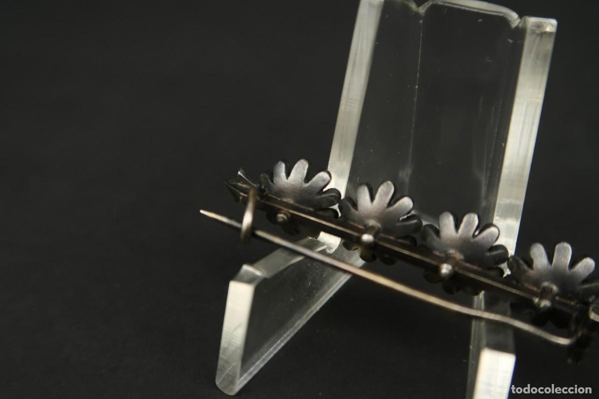 Joyeria: Antiguo Broche de Plata forma de Flores - Foto 10
