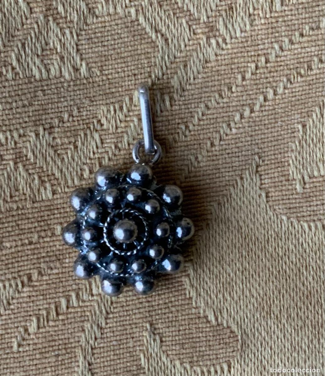 Joyeria: COLGANTE BOT&Oacute;N CHARRO DE PLATA - Foto 1