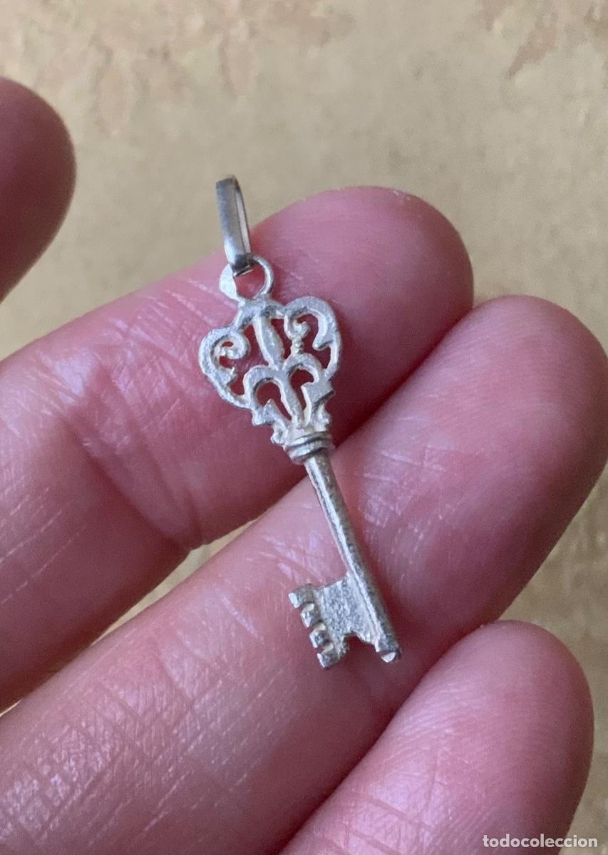 Joyeria: COLGANTE LLAVE MINIATURA DE PLATA - Foto 3