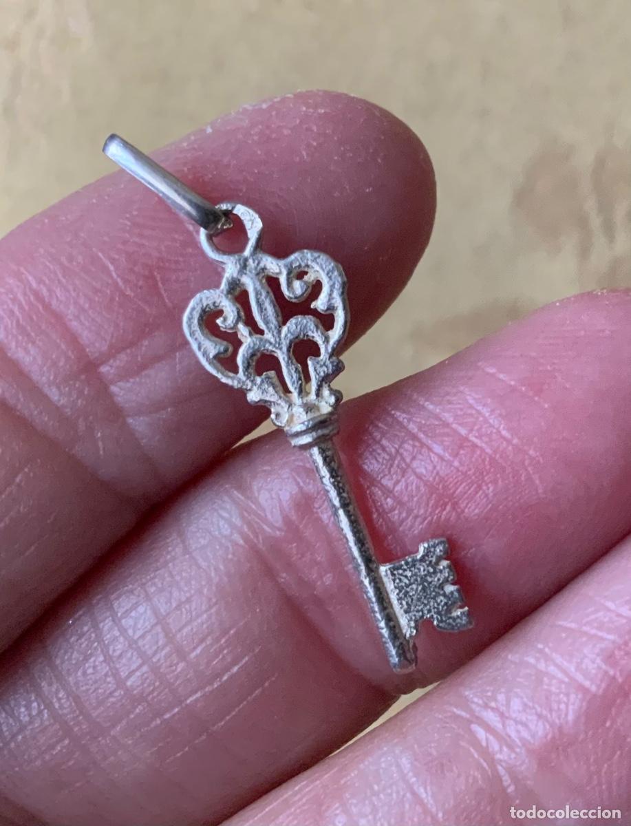 Joyeria: COLGANTE LLAVE MINIATURA DE PLATA - Foto 4