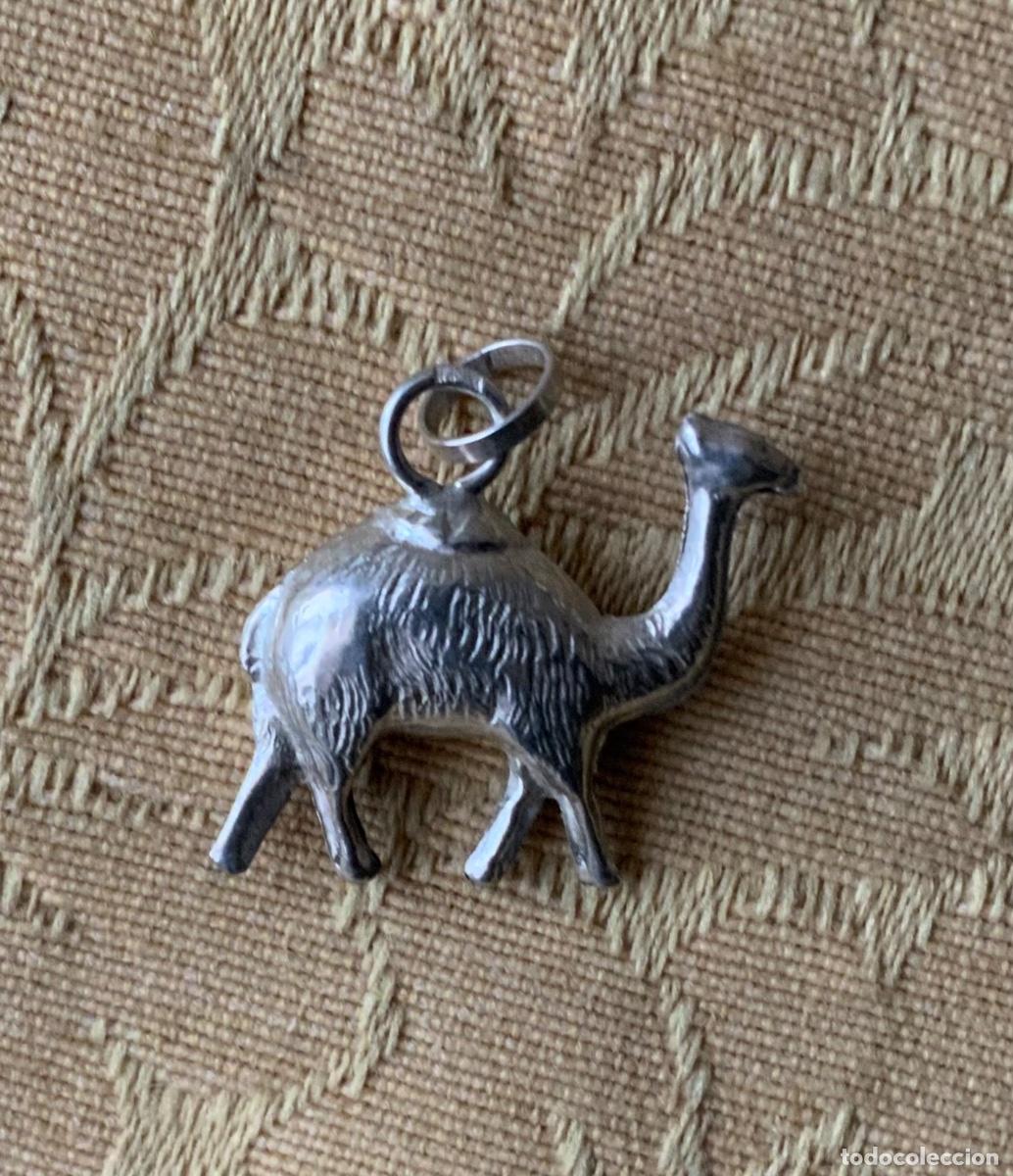 Joyeria: COLGANTE DE PLATA CAMELLO MINIATURA - Foto 2