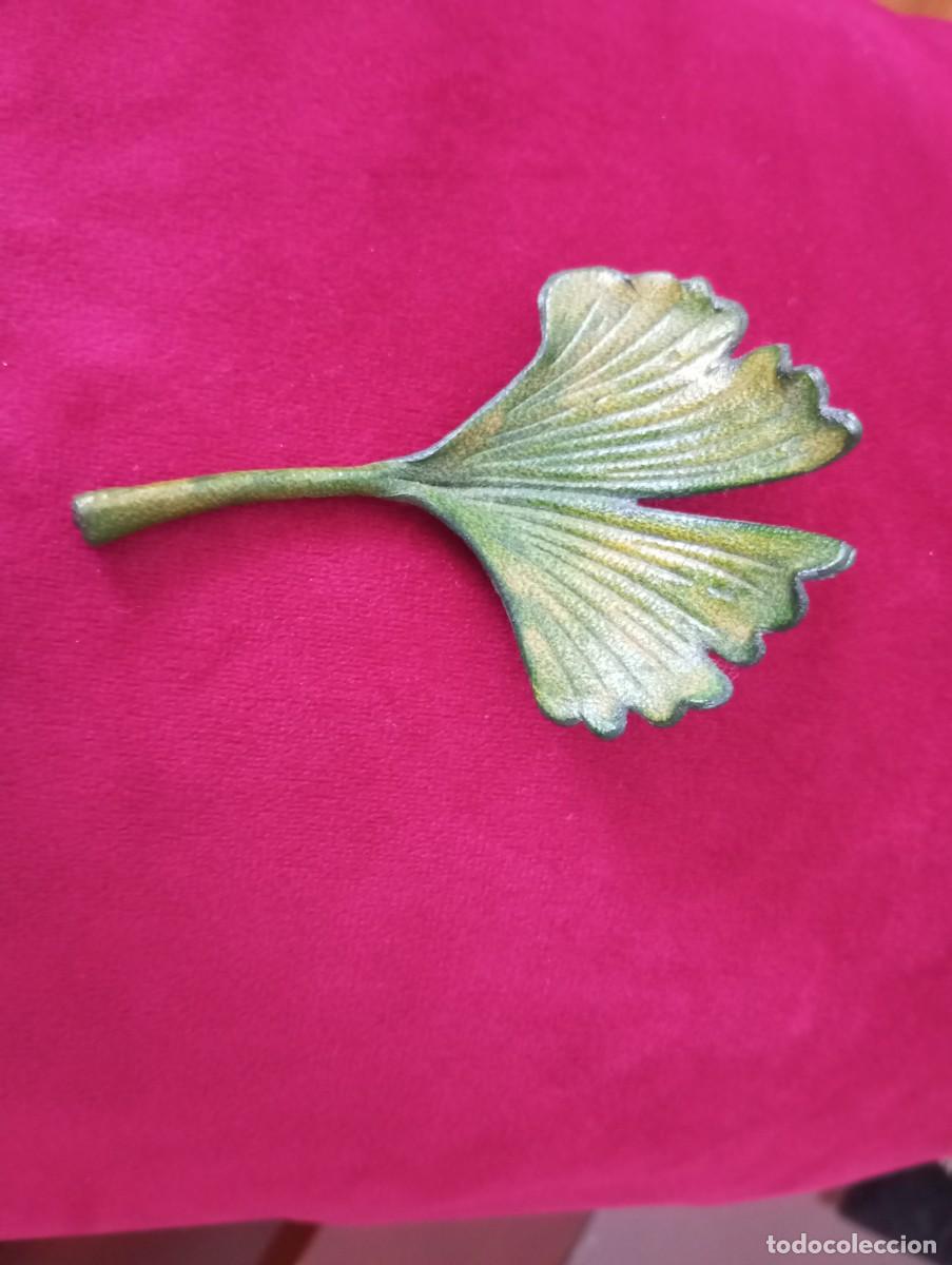 Joyeria: BROCHE DE CUERO CON FORMA DE HOJA DE GINKO - Foto 1