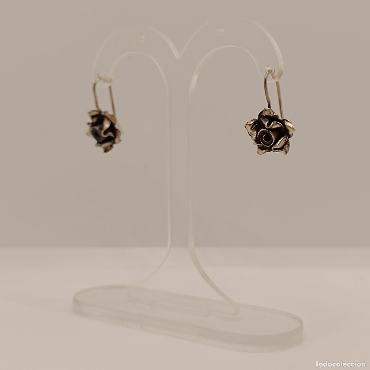 Joyeria: Bellos pendientes vintage de rosas en plata. - Foto 2