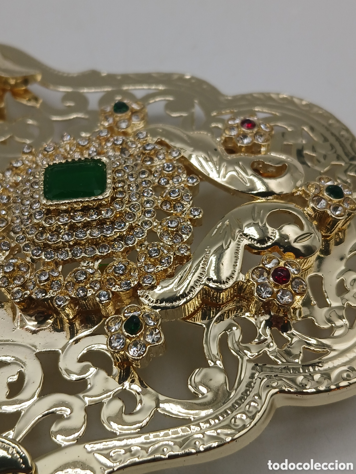 Joyeria: Hebilla lat&oacute;n dorado y pedreria - Foto 4