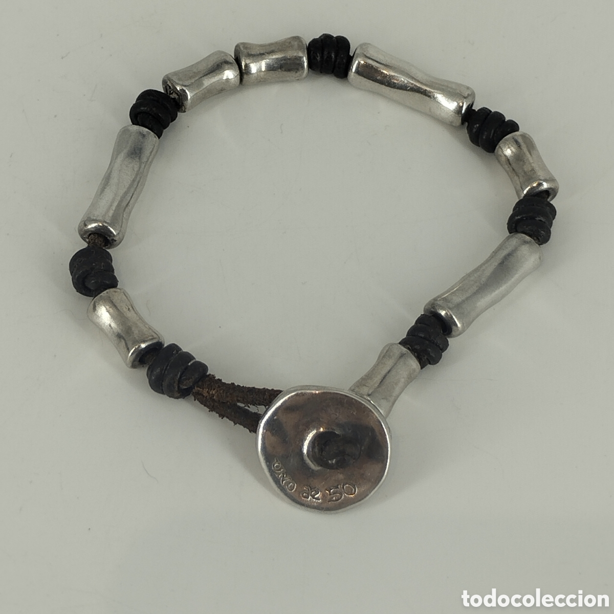 Joyeria: Pulsera plateada y cuero de la marca Uno de 50. - Foto 4