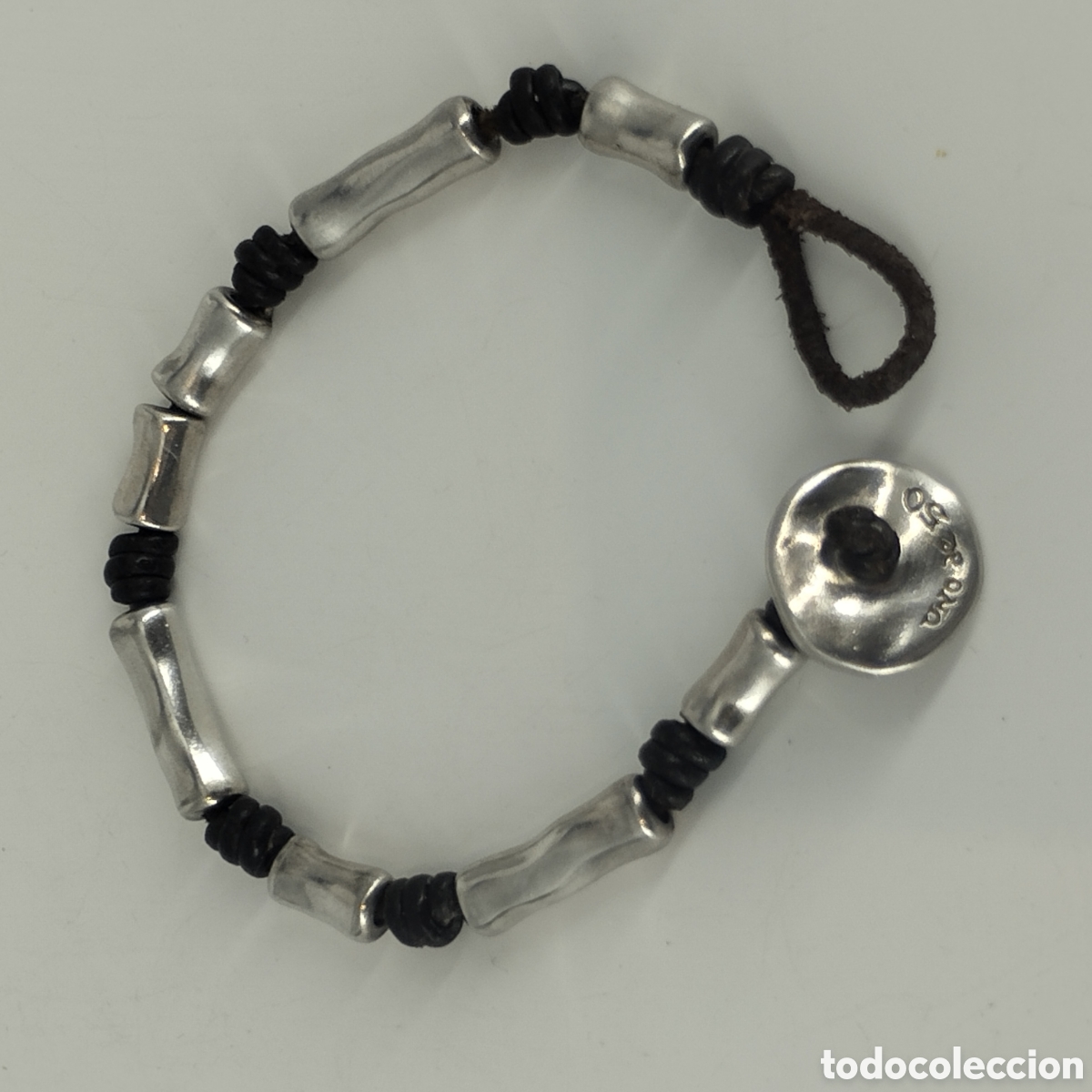 Joyeria: Pulsera plateada y cuero de la marca Uno de 50. - Foto 5
