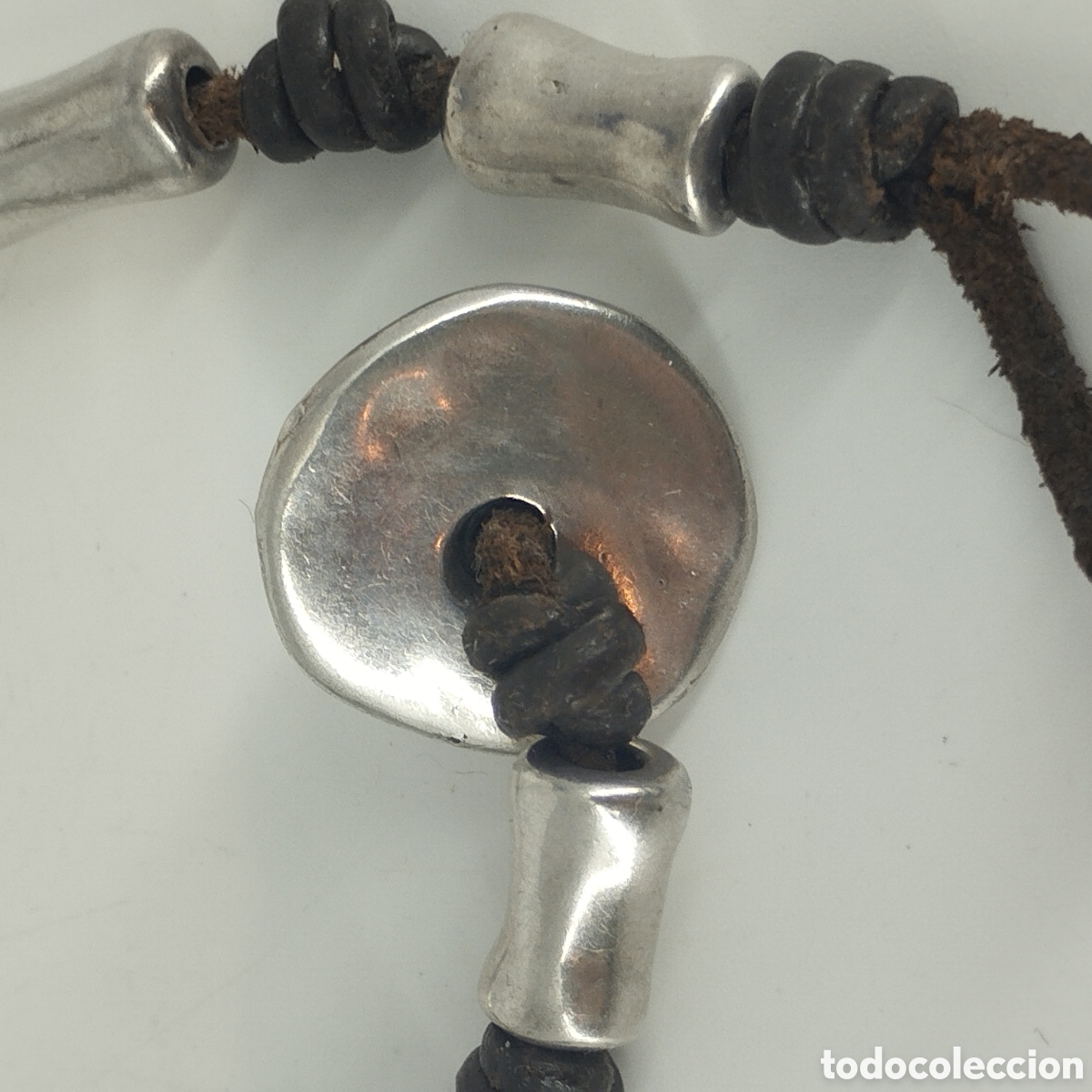 Joyeria: Pulsera plateada y cuero de la marca Uno de 50. - Foto 6