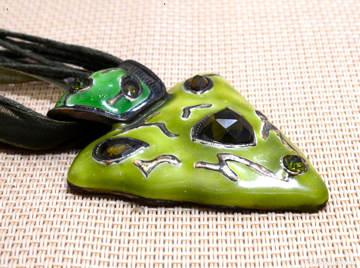 Joyeria: COLLAR VINTAGE TRI&Aacute;NGULO VERDE CON PIEDRAS - Foto 1