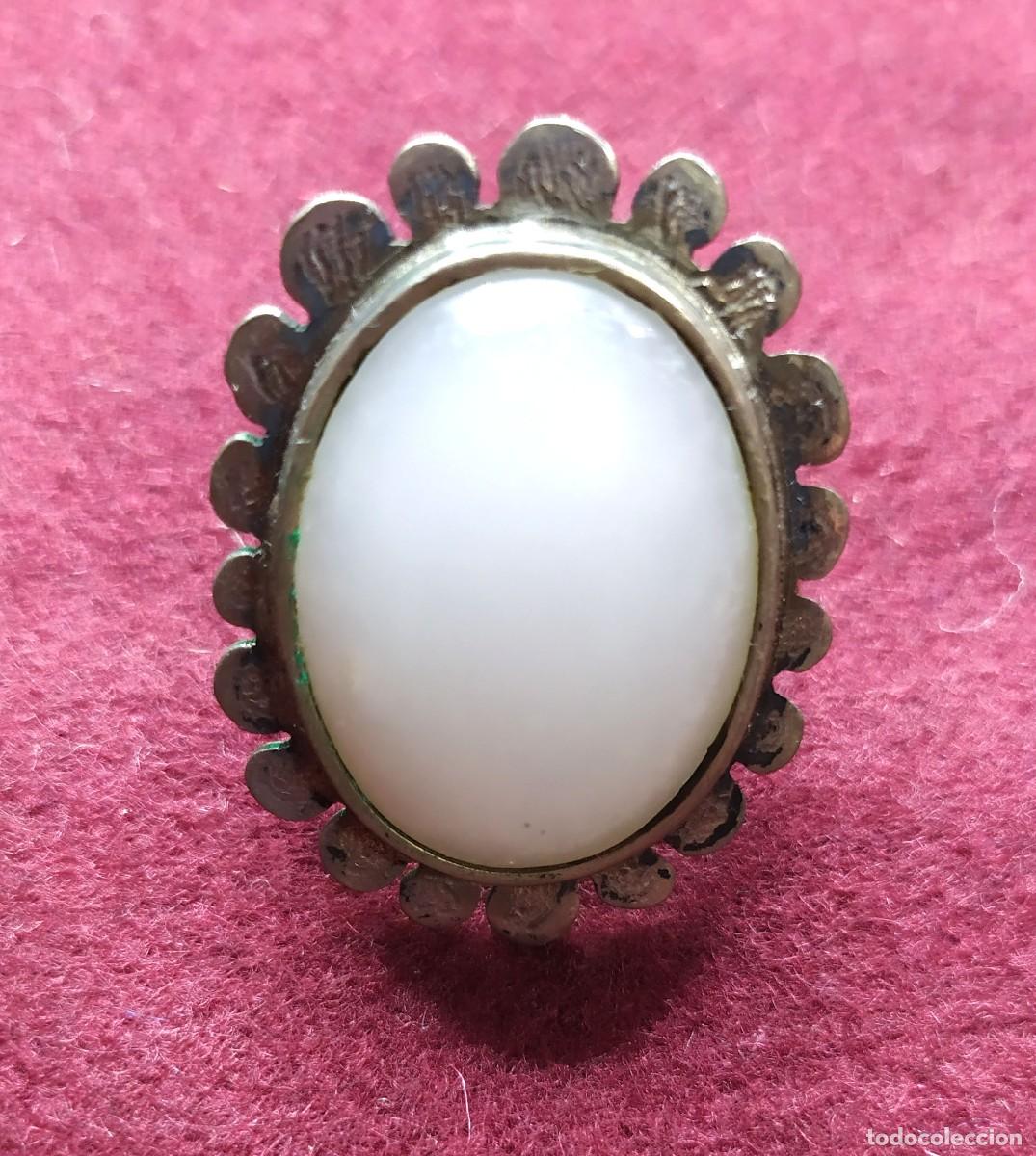 Joyeria: SORTIJA VINTAGE CON CABUJ&Oacute;N DE &Oacute;PALO - Foto 1