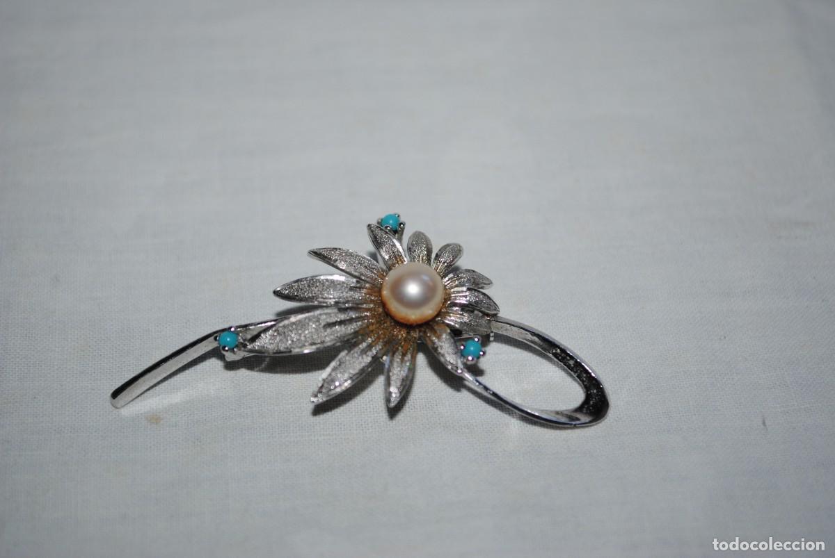 Joyeria: BROCHE PLATEADO CON PUNTAS CELESTE . - Foto 2