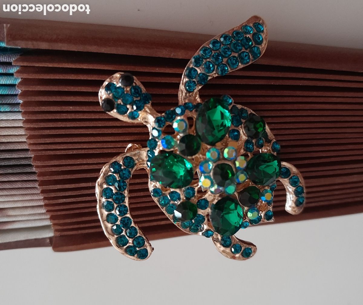 Joyeria: BROCHE TORTUGA CRISTAL VERDE
