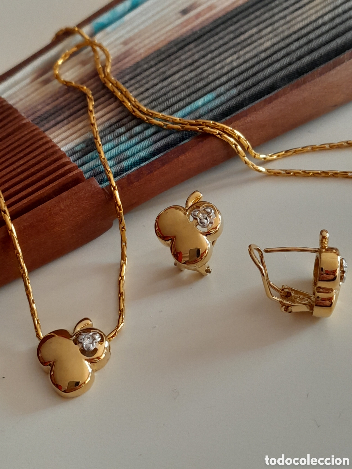 Joyeria: CONJUNTO DE GARGANTILLA Y PENDIENTES. TREBOL - Foto 3