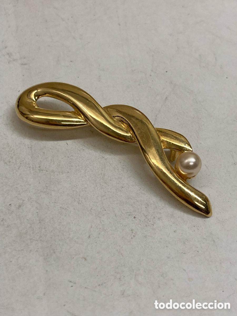 Joyeria: Broche de bisuter&iacute;a dorada B52 - Foto 1