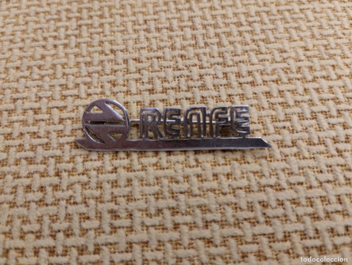Joyeria: Alfiler Renfe antiguo - Foto 1