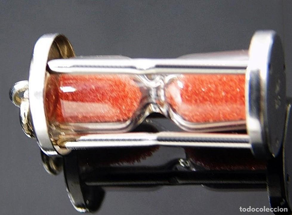 Joyeria: &Uacute;NICO, ANTIGUO Y CURIOSO COLGANTE MINIATURA: FIRMADO JMF/STG: RELOJ DE ARENA CON RUB&Iacute; &middot; CHARM &middot; VER