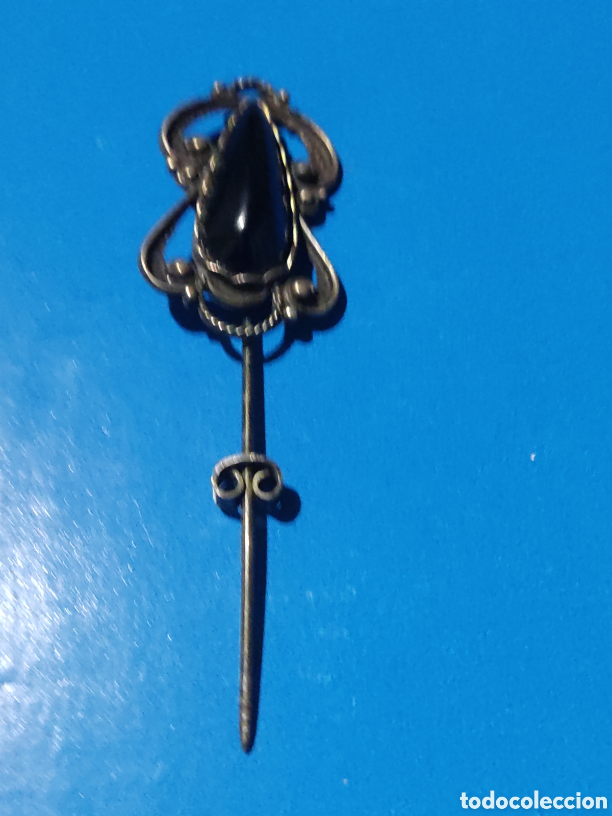 Joyeria: Alfiler de plata y azabache - Foto 1