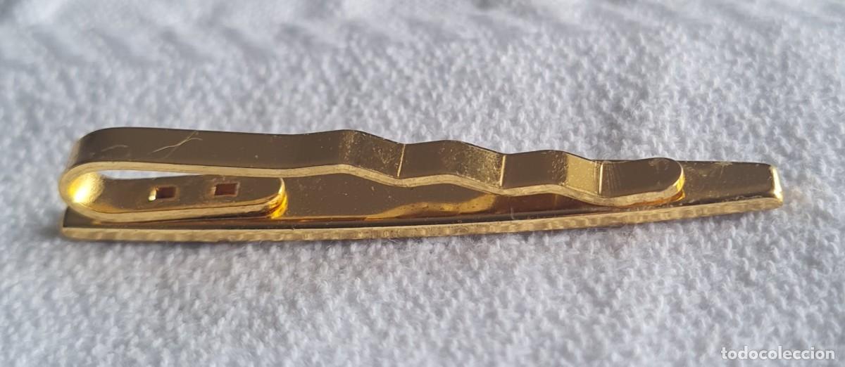 Joyeria: PASADOR DE CORBATA - FORRADO EN SEDA Y BA&Ntilde;O DE ORO - Foto 2