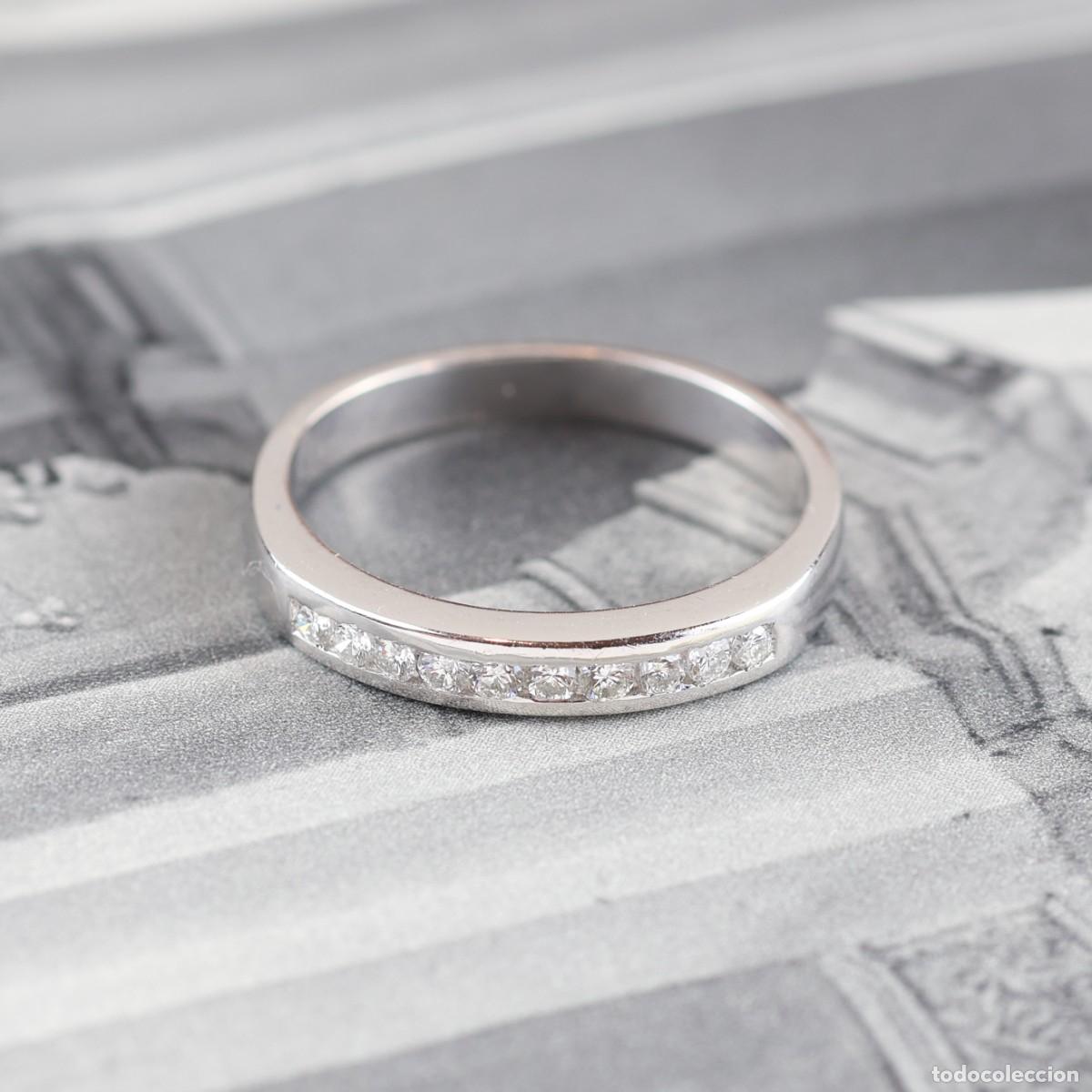 Joyeria: Anillo oro con diamantes en carril - Foto 1