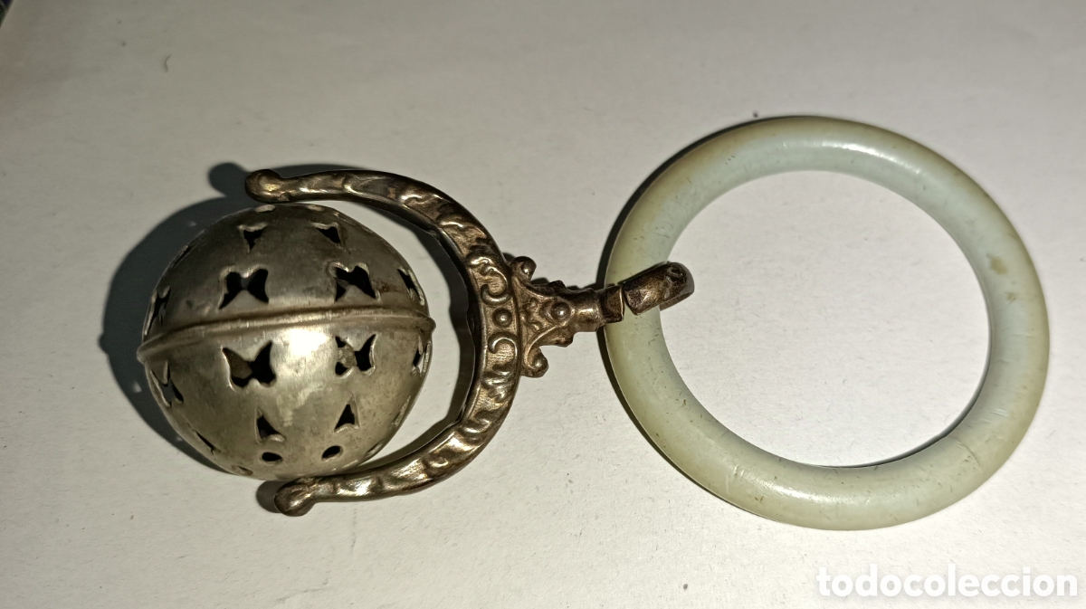 Joyeria: Antiguo sonajero de plata - Foto 2