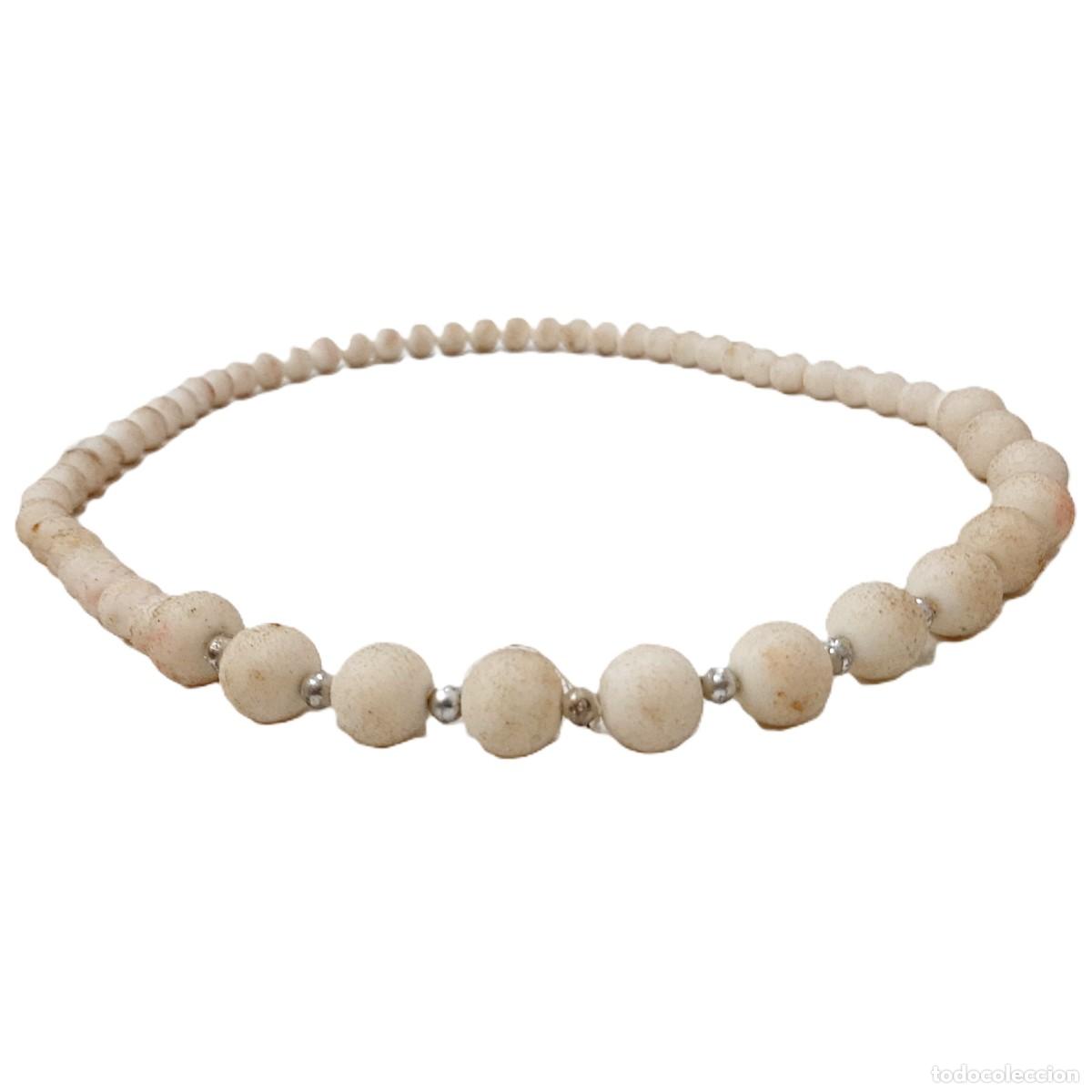 Joyeria: Collar vintage de cuentas de pl&aacute;stico (13.2) - Foto 4