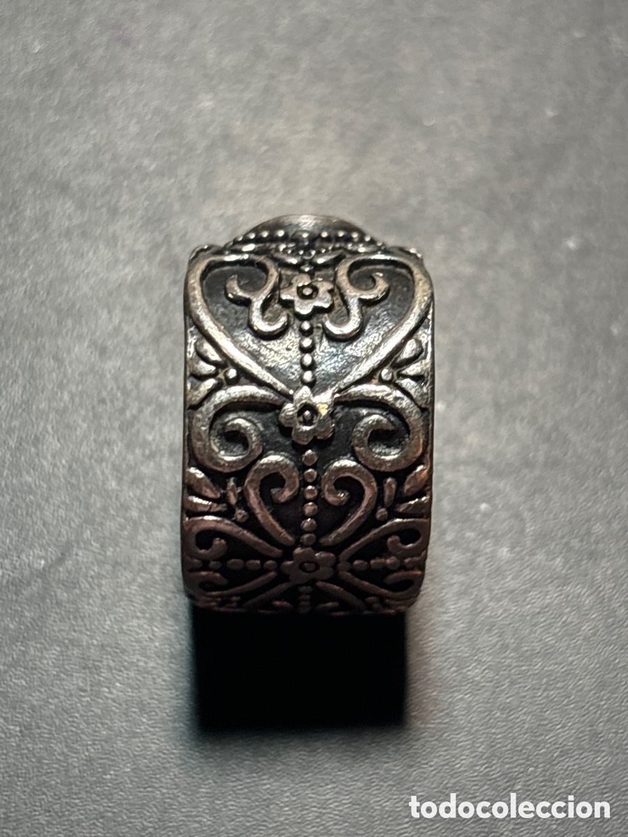 Joyeria: Anillo de plata de ley. Con piedra negra. - Foto 2