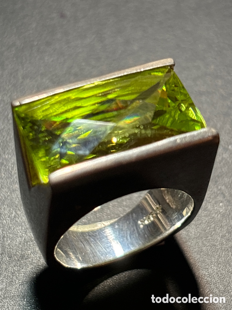 Joyeria: Anillo de plata de ley con piedra verde - Foto 2