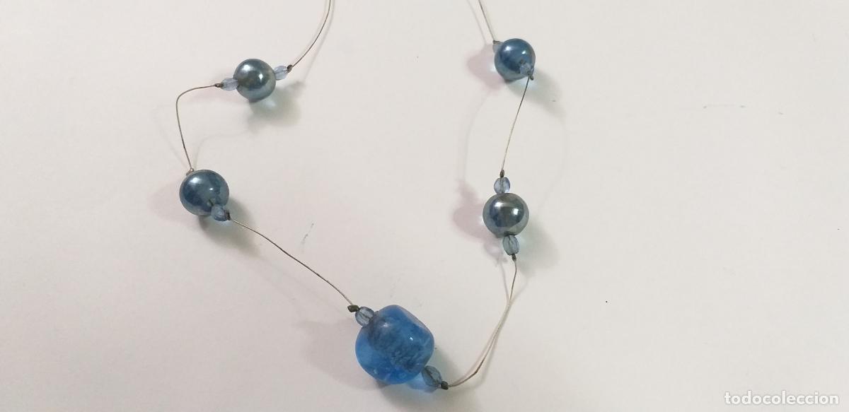 Joyeria: COLLAR. PLATEADO Y BOLAS EN AZUL. LARGO 40 CM. - Foto 2