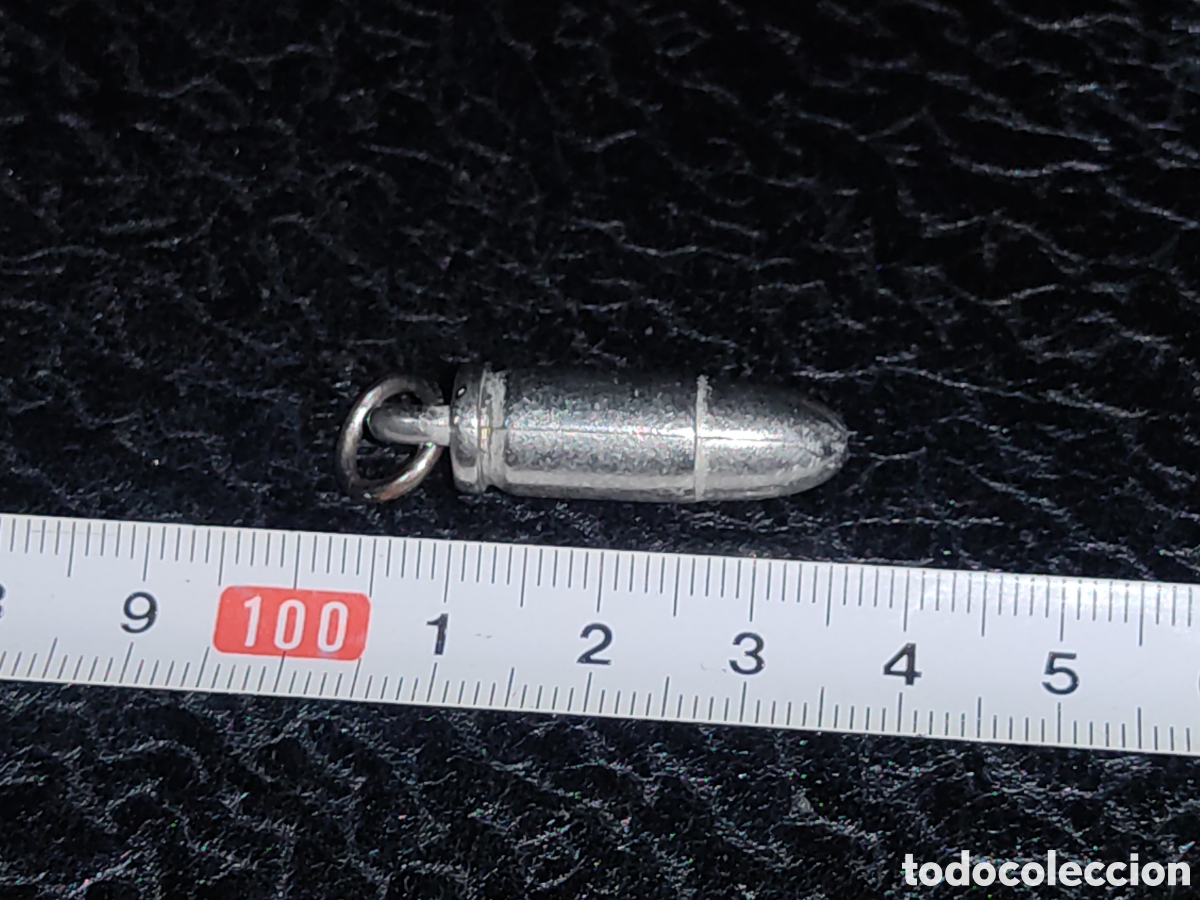 Joyeria: Colgante bala para cordon de los 70. - Foto 1