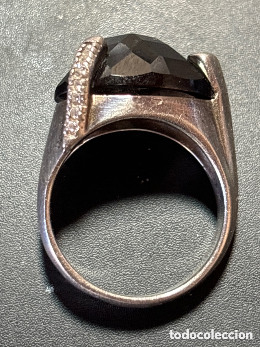 Joyeria: Anillo de plata de ley. Con piedra negra. - Foto 2
