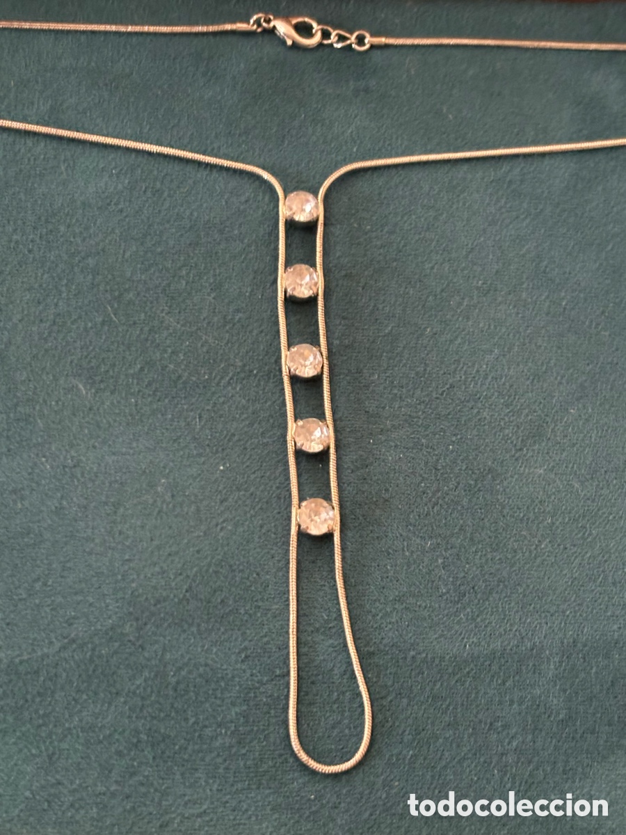 Joyeria: Gargantilla de metal plateado y strass - Foto 3