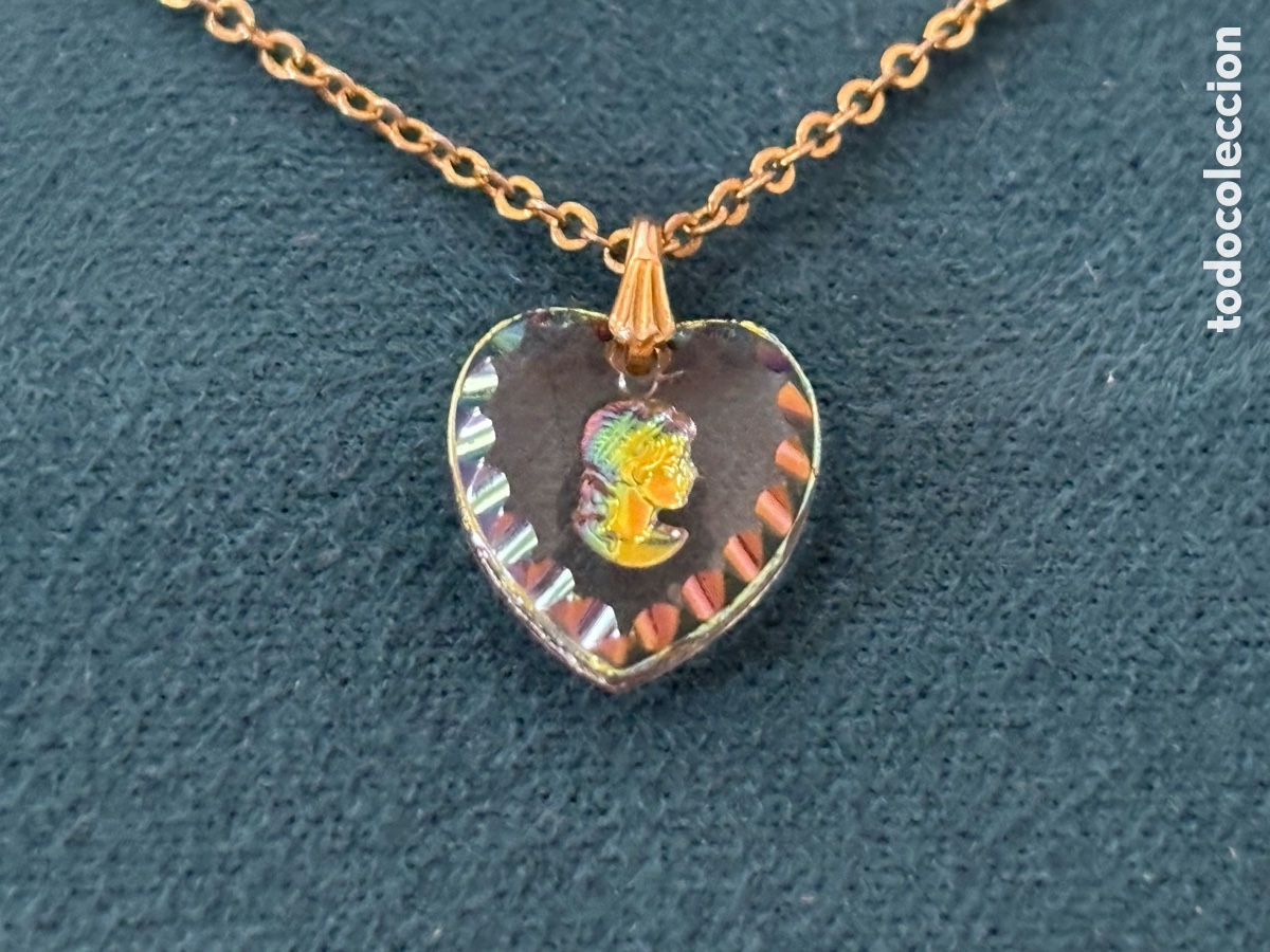 Joyeria: Colgante coraz&oacute;n con cadena dorada - Foto 2