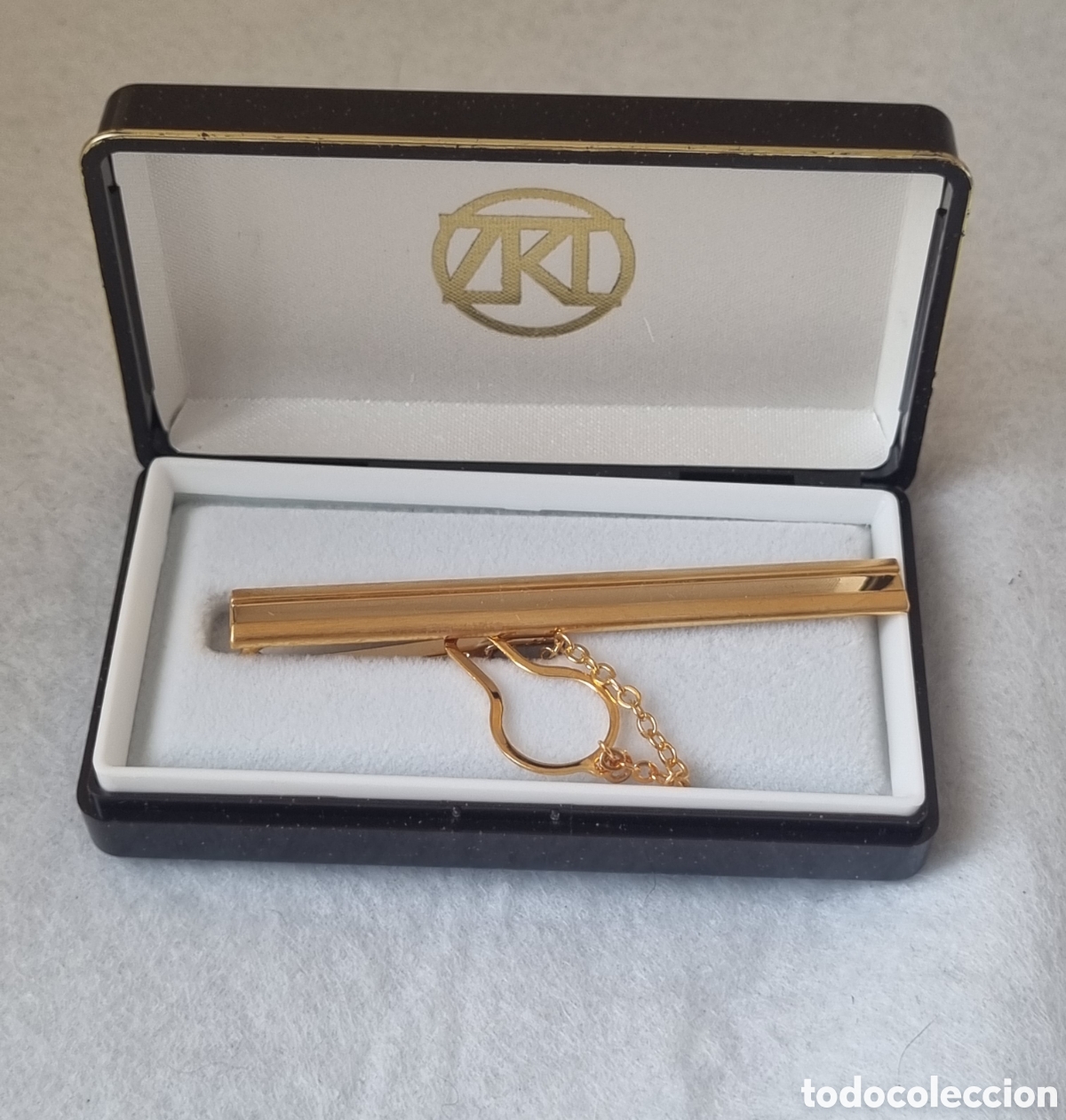 Joyeria: Pisacorbatas ba&ntilde;ado oro nuevo J - Foto 1