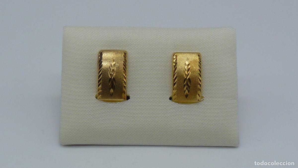 Jewelry: PENDIENTES LAPIDADOS EN ORO AMARILLO DE 18KLTS (750MM)