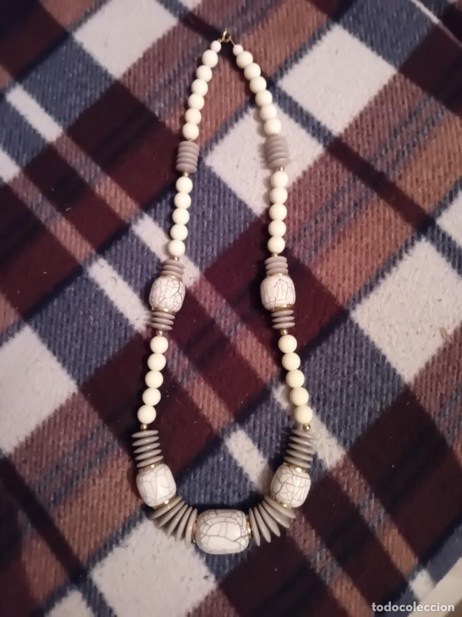 Joyeria: Collar con cuentas de pl&aacute;stico y cer&aacute;mica d&eacute;cada de los 80 - Foto 1