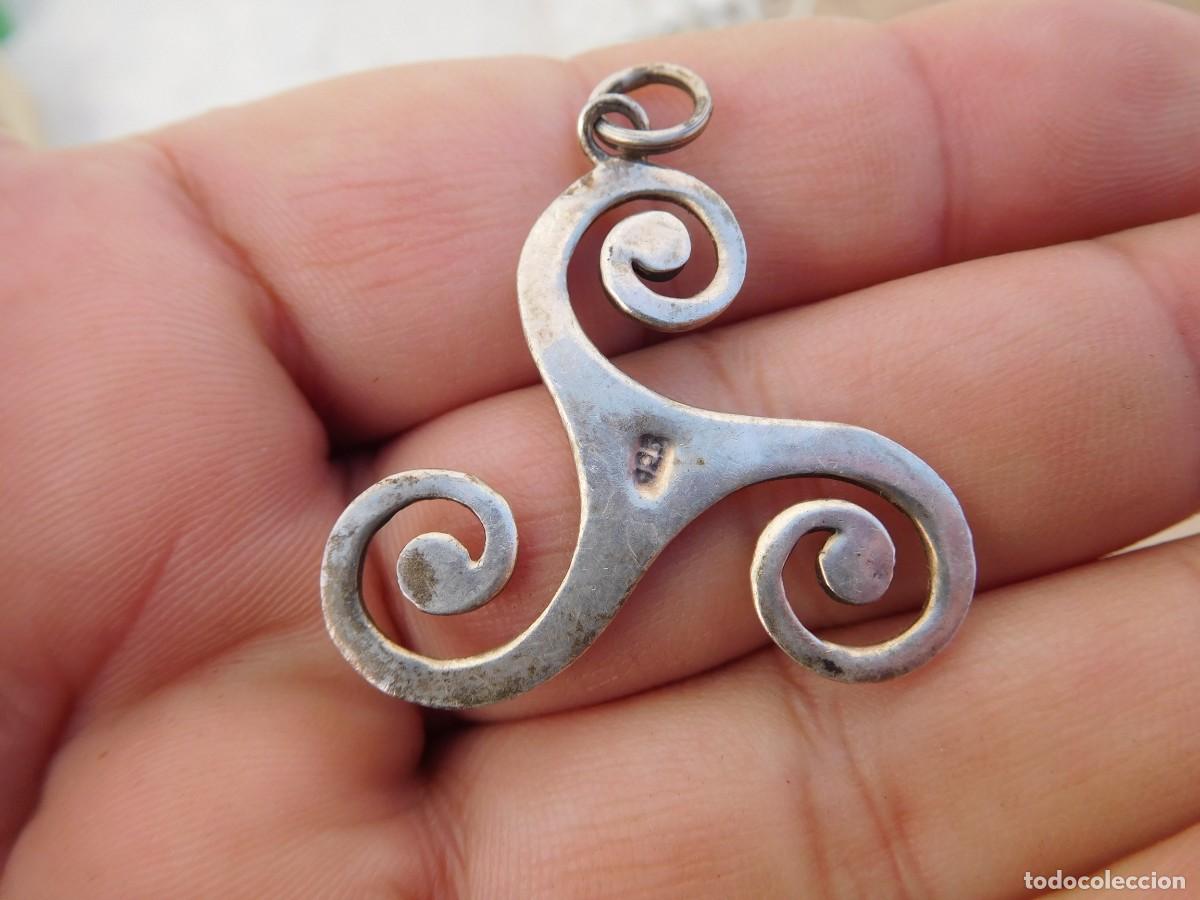 Joyeria: Colgante Celta de plata triskelion - Foto 2