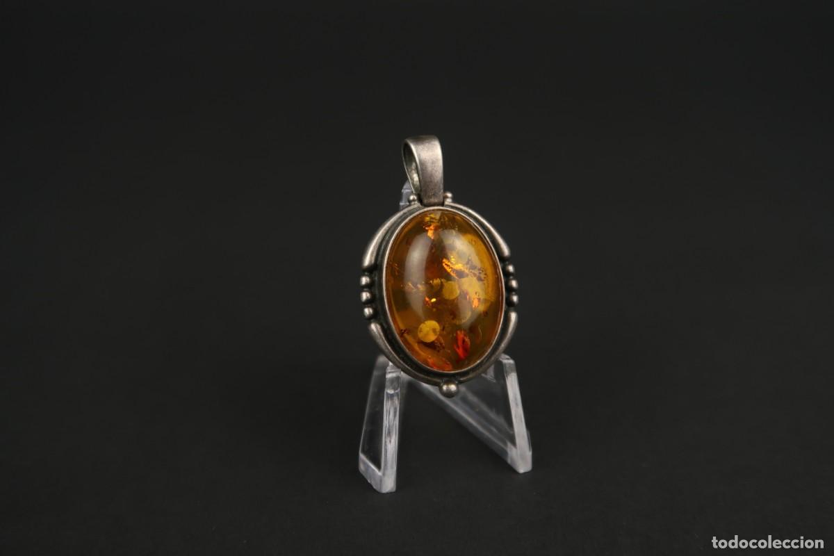 Joyeria: Antiguo Colgante de Plata y &Aacute;mbar - Foto 1