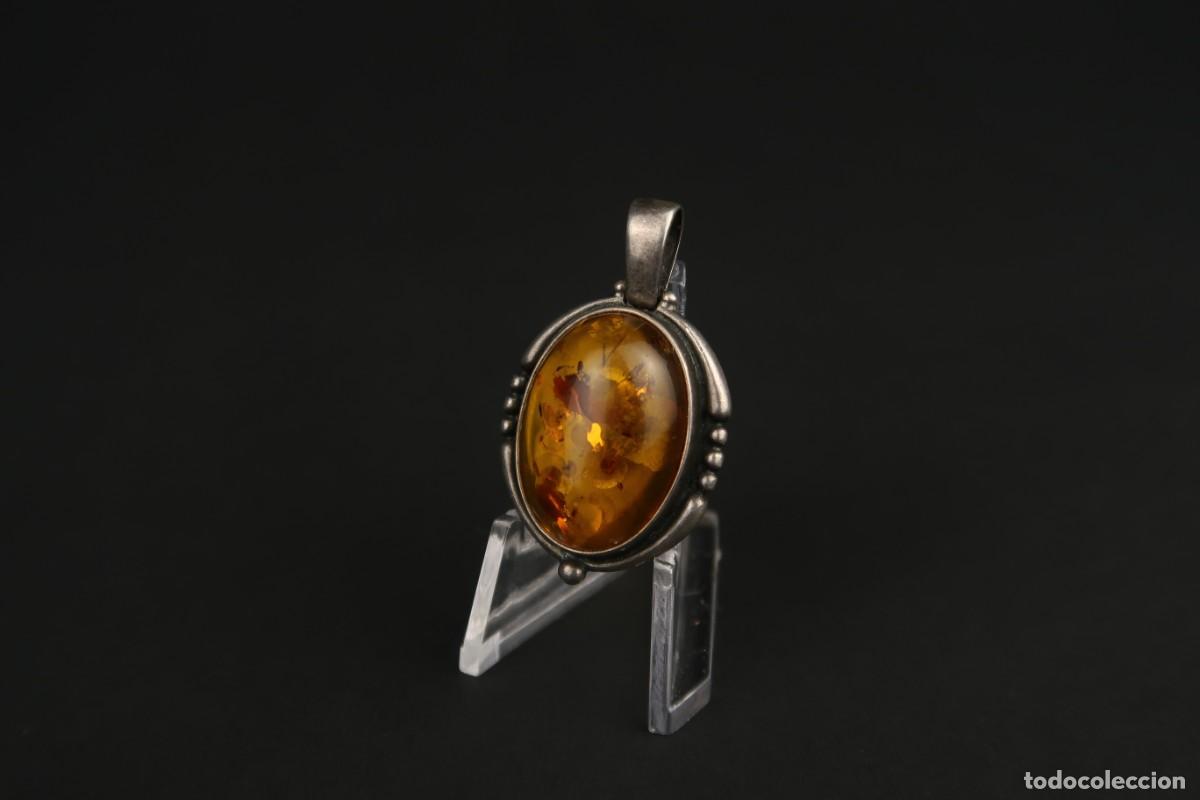 Joyeria: Antiguo Colgante de Plata y &Aacute;mbar - Foto 2