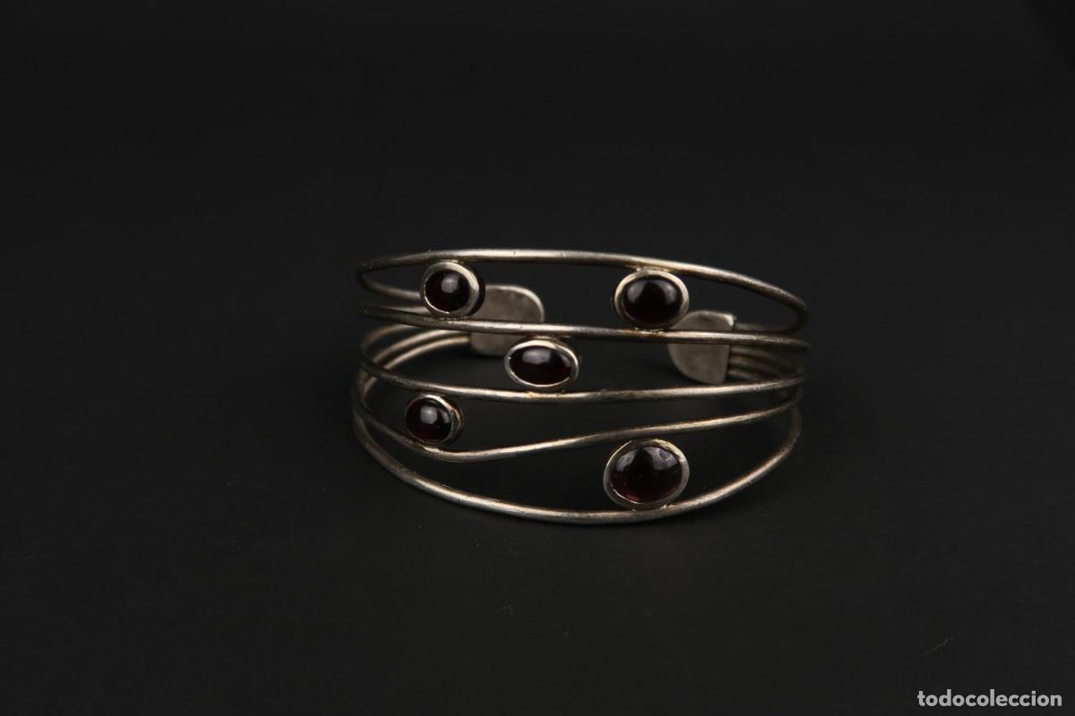 Joyeria: Antiguo Brazalete de Plata - Foto 2