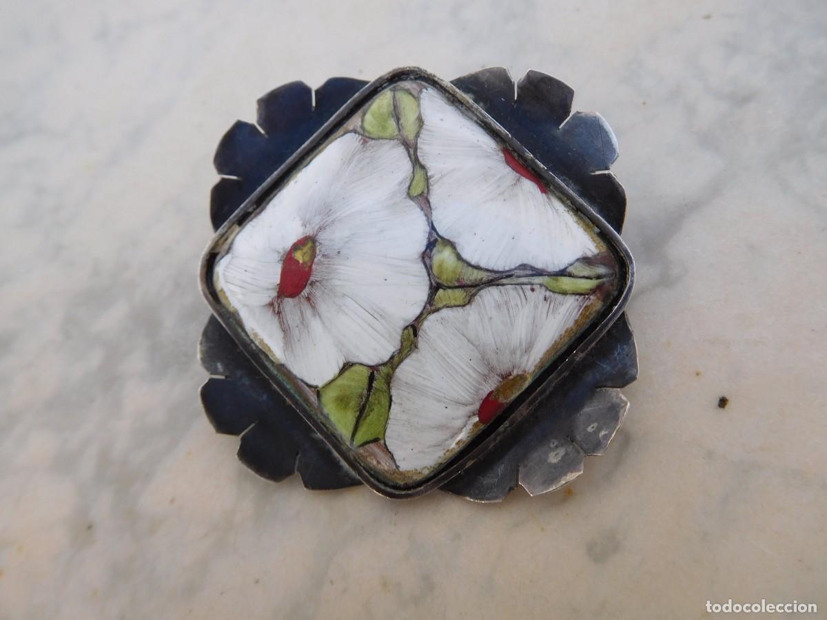 Joyeria: Broche antiguo de plata y esmalte - Foto 2